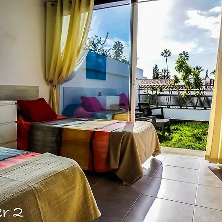 Happy Days Tenerife - Island Village Mini Golf Appartement Costa Adeje (Tenerife)